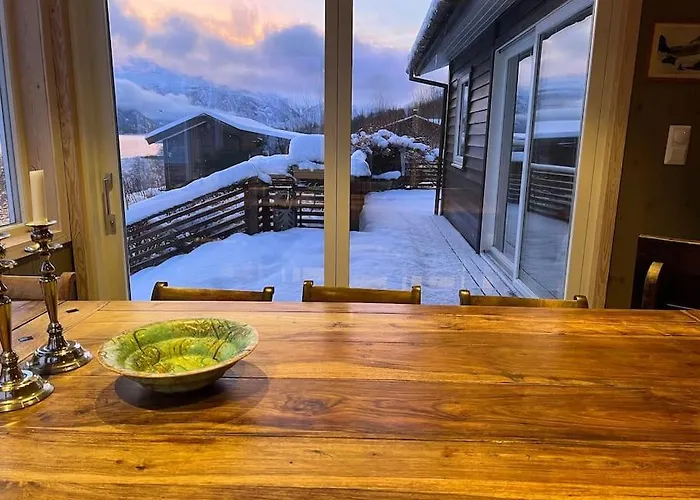 Vakantiehuis By The Fjord