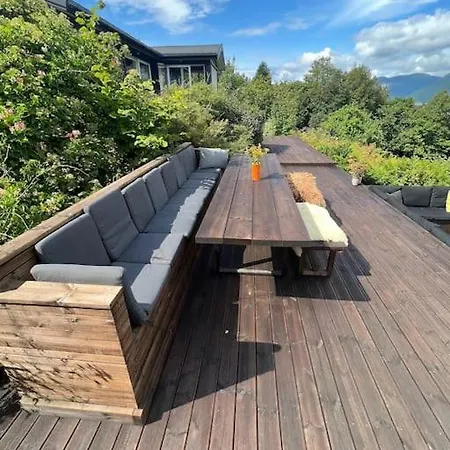 Дом отдыха By The Fjord Oksendalsora