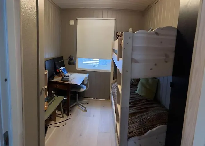 By The Fjord בית נופש *