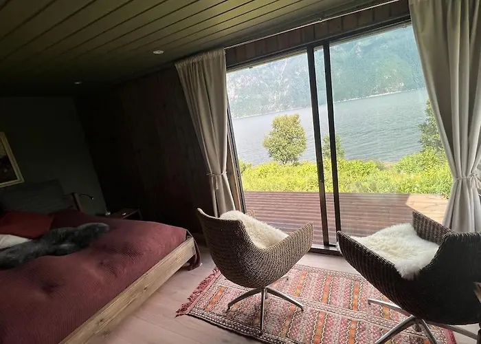 By The Fjord Oksendalsora